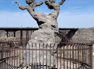 idaho/twin-falls/landmark/the-twins