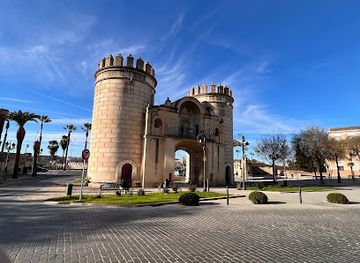 spain/badajoz/landmark/puerta-de-palmas