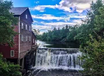 wisconsin/chippewa-valley/landmark/the-dells-mill-and-museum