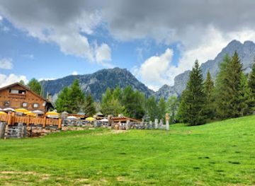 italy/alto-adige/landmark/zuegghutte