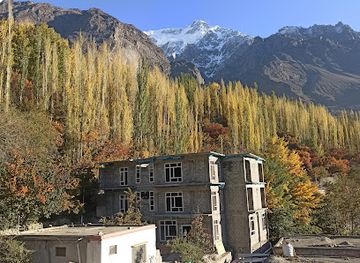pakistan/karimabad/landmark/caravanserai-hunza