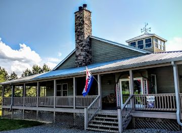 virginia/northern-neck/landmark/good-luck-cellars