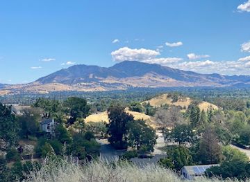 california/martinez/landmark/hidden-lakes-park