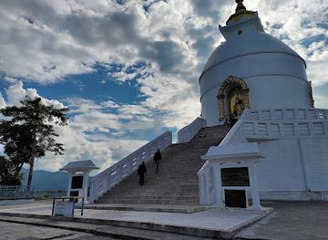 nepal/pokhara/world-peace-pagoda/landmark/stupa-walkway-nepal