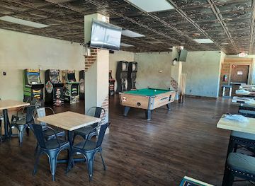 colorado/pueblo/landmark/the-breaker-arcade-bar