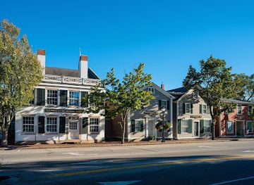maine/kennebunkport/landmark/brick-store-museum