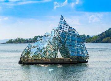 norway/oslo/landmark/she-lies-monica-bonvicini