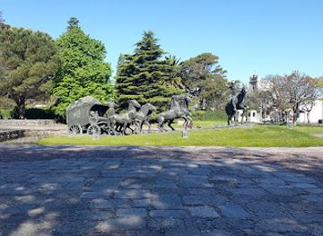 uruguay/rivera/landmark/stagecoach-monument
