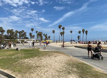 california/los-angeles/venice-beach/landmark/venice-boardwalk