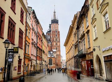 poland/krakow/landmark/the-kmita-palace