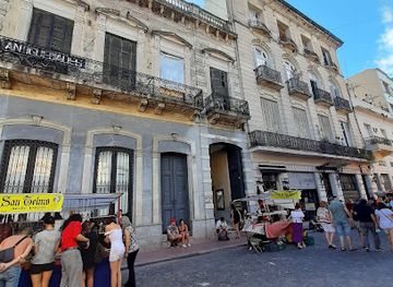 argentina/buenos-aires/san-telmo/landmark/feria-de-antiguedades-san-telmo-calle