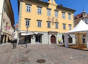 slovenia/upper-carniola/landmark/altes-rathaus