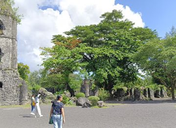 philippines/legazpi/landmark/black-lava-trail