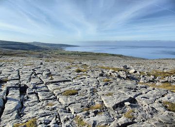 ireland/county-clare/landmark/caherdoonerish-stone-fort