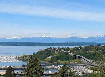 washington/seattle/queen-anne/landmark/betty-bowen-viewpoint