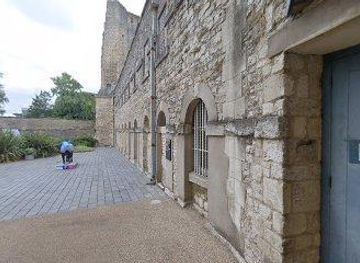 united-kingdom/oxford/landmark/44-46-oxford-castle