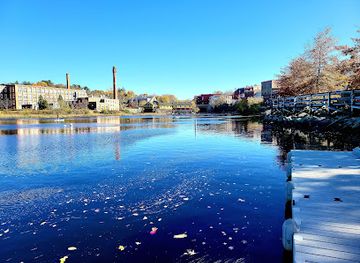new-hampshire/exeter/landmark/robert-h-stewart-waterfront-park