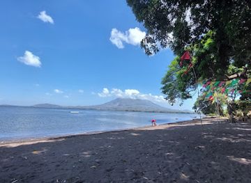 nicaragua/ometepe-island/landmark/playa-mangos-kayaks-restaurant