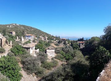 turkiye/ionia/landmark/old-doganbey-houses