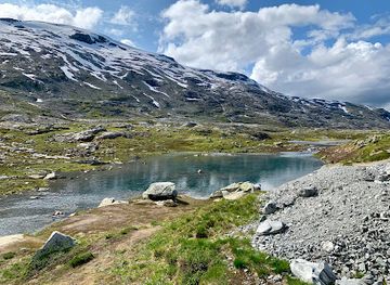 norway/geirangerfjord/landmark/djupvatnet