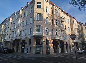 poland/szczecin-lagoon/landmark/karkut-restaurant