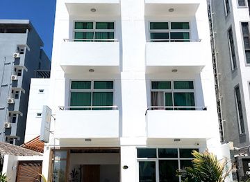 maldives/hulhumale-island/landmark/beach-sunrise-inn