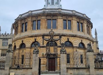 united-kingdom/oxford/landmark/the-sheldonian-theatre