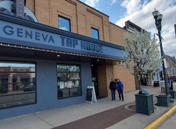 wisconsin/lake-geneva/landmark/geneva-taphouse