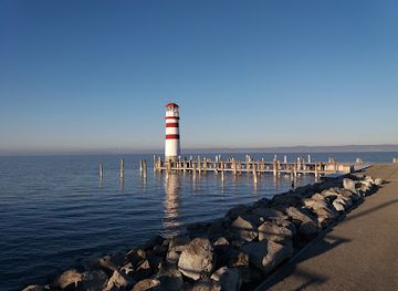 austria/neusiedler-see/landmark/lake-neusiedl-seewinkel-national-park