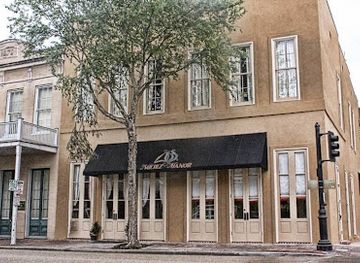 mississippi/natchez/landmark/natchez-manor-bed-breakfast