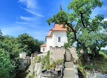 czechia/cesky-raj/landmark/valdstejn-castle