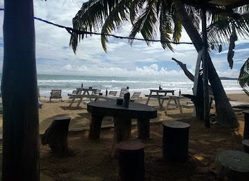 sri-lanka/trincomalee-district/landmark/fernando-s-bar