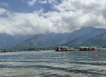 india/kashmir-great-lakes/landmark/kashmir-gulmarg