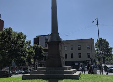 australia/western-district/landmark/eight-hour-day-monument