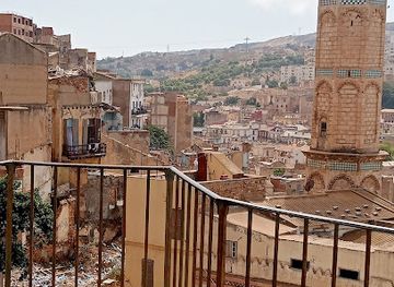 algeria/oran/eckmuhl/landmark/bey-s-palace