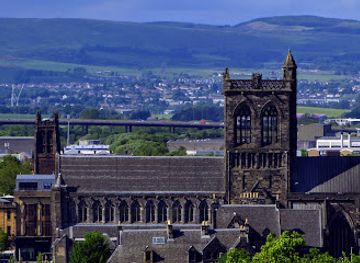 united-kingdom/renfrewshire/landmark/paisley-abbey