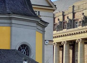 germany/dusseldorf/landmark/kay-und-lore-lorentz-platz