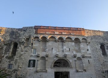 croatia/split/landmark/monument-to-gregory-of-nin