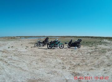 uzbekistan/aydarkul-lake/landmark/ozero-aydarkul