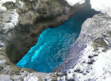 northern-mariana-islands/tinian-beach/landmark/tinian-grotto