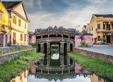 vietnam/hoi-an/landmark/chua-cau