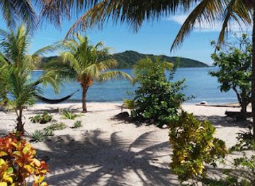 honduras/cayos-cochinos/landmark/cayo-cochino-menor