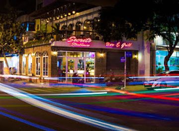 vietnam/nha-trang/landmark/secrets-bar-and-grill-nha-trang