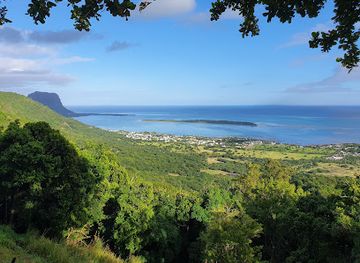 mauritius/savanne/landmark/dunienzil-mauritius-with-us