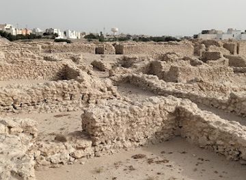 bahrain/bahrain-fort/landmark/sar-burial-complex