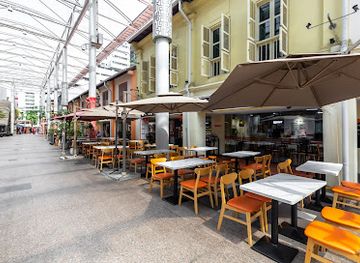 singapore/bugis/landmark/zhang-liang-mala-tang-bugis-junction