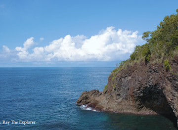 indonesia/maluku/landmark/pintu-kota-beach