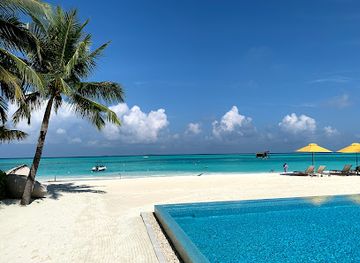 maldives/dhaalu-atoll/landmark/beach-bar-niyama-private-islands-maldives