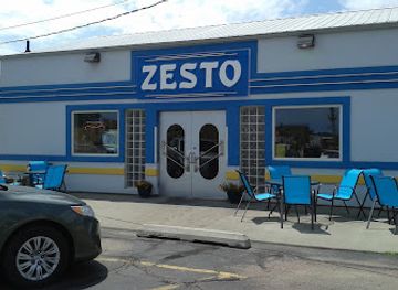 south-dakota/mitchell/landmark/zesto