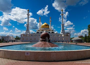 kazakhstan/nur-sultan/nurzhol-boulevard/landmark/nur-astana-mosque